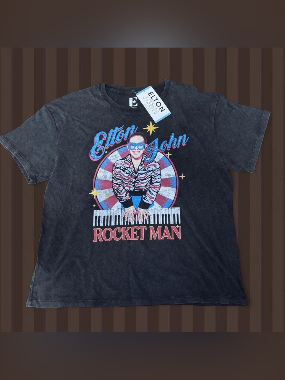 NWT Elton John Rocket Man Graphic Tee Large Acid Wash Charcoal Grey Band Shirt